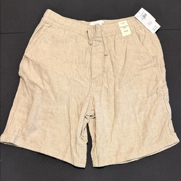 abercrombie kids Other - NWT Boys Abercrombie Kids Linen Shirts, Above the knee, size 15/16, khaki